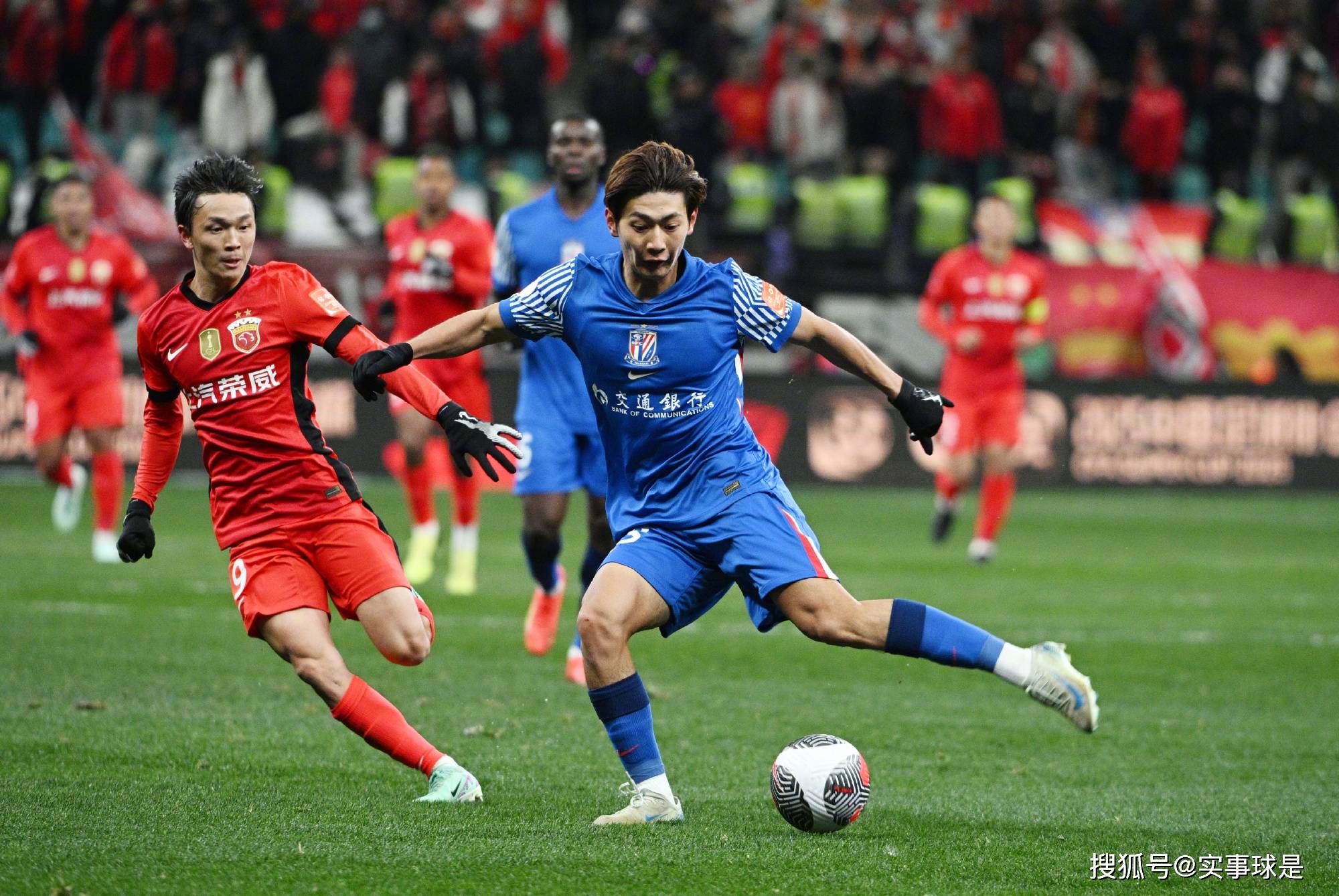 上海申花队新引援助力球队卫冕冠军(上海申花队新引援助力球队卫冕冠军是谁) 上海申花队新引援助力球队卫冕冠军(上海申花队新引援助力球队卫冕冠军是谁)