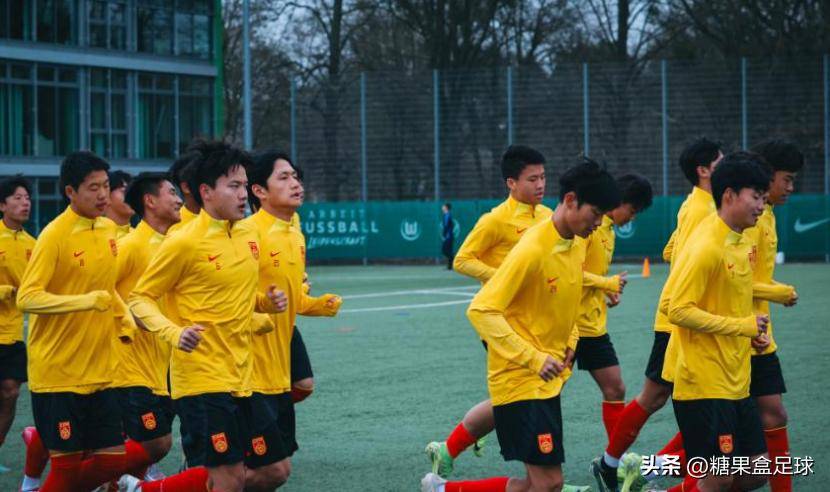 传奇诞生！运动员历史性突破(以前运动员)