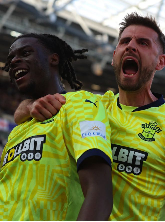 包含南安普顿客场大胜，重返胜利轨道的词条