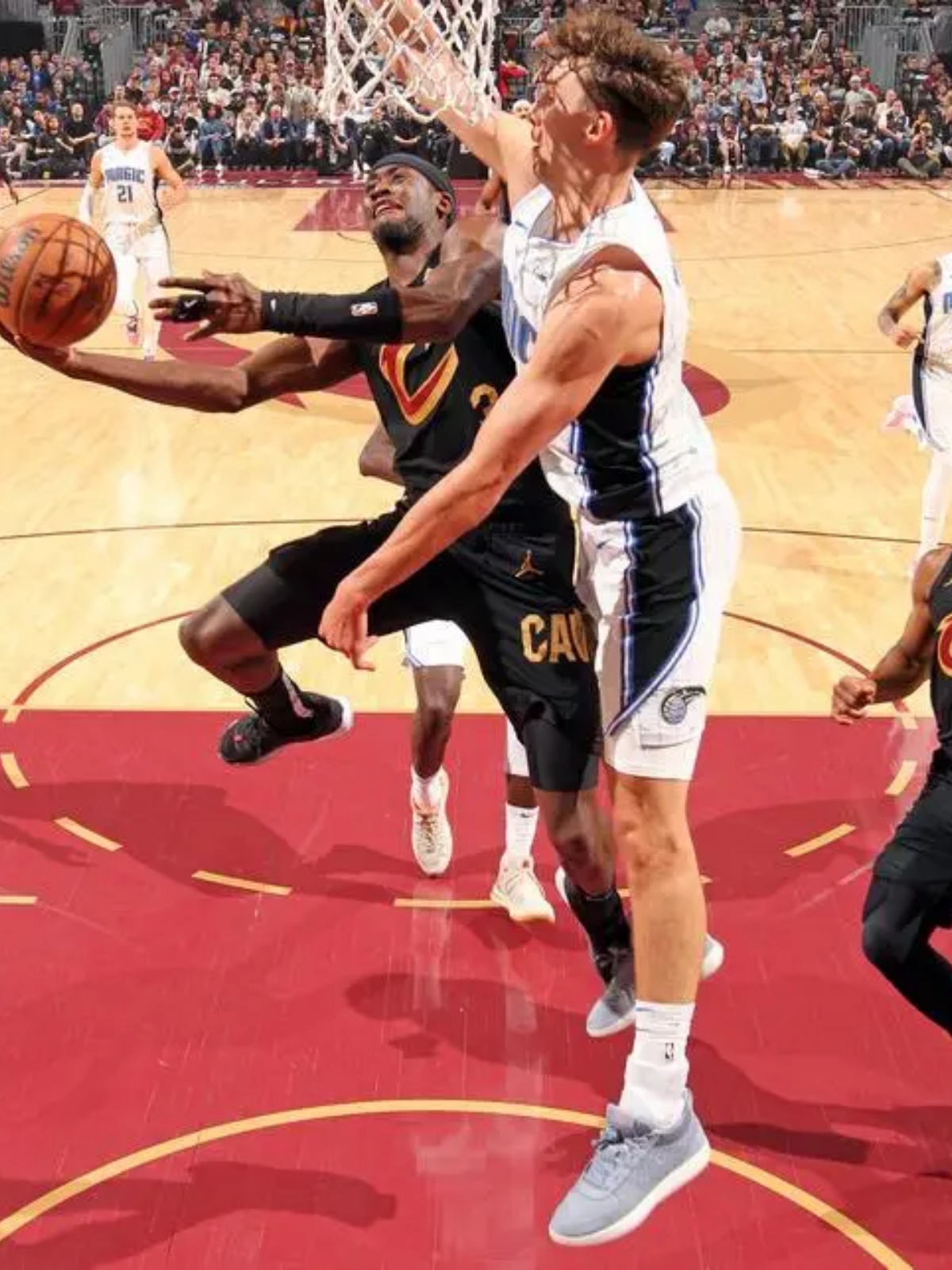 NBA季后赛次轮骑士不敌凯尔特人惨遭淘汰