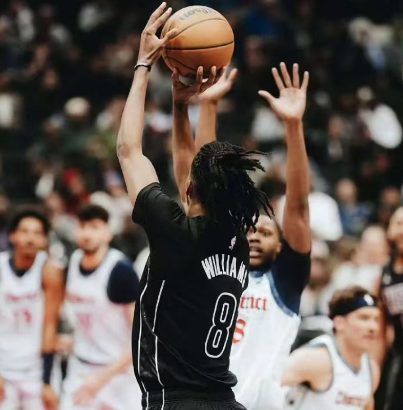 爱游戏体育直播-奇才队惊险翻盘，反超对手成功