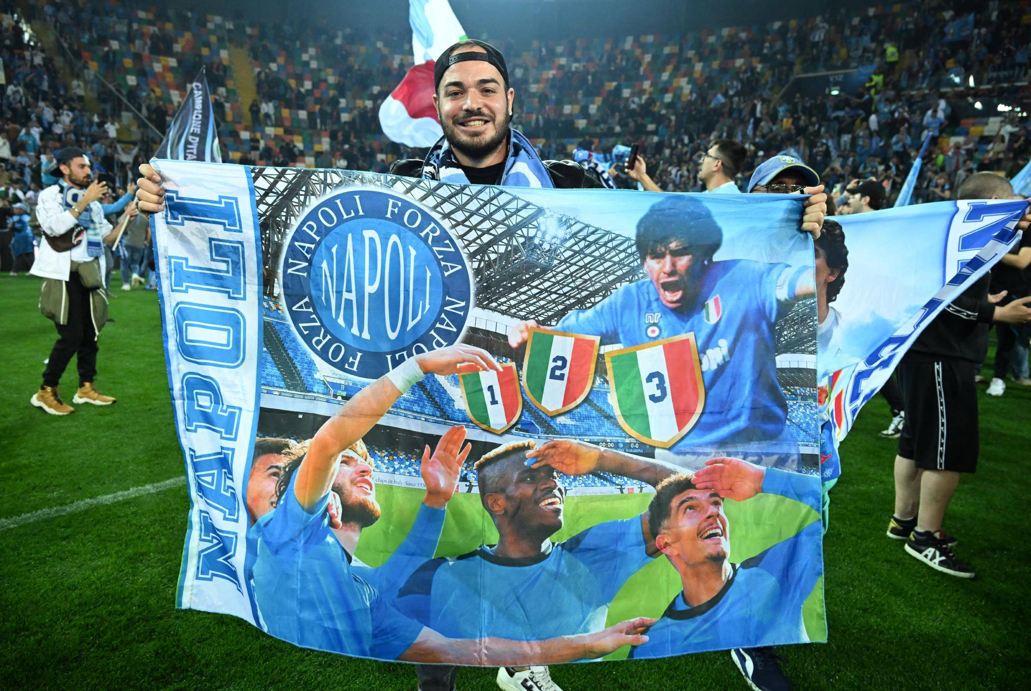 包含那不勒斯全队表现高开低走,球迷对战绩失望的词条 包含那不勒斯全队表现高开低走,球迷对战绩失望的词条