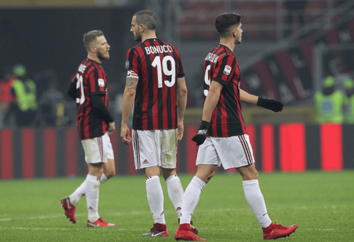 爱游戏体育下载-关于AC米兰大比分战胜对手，继续领跑积分榜的信息