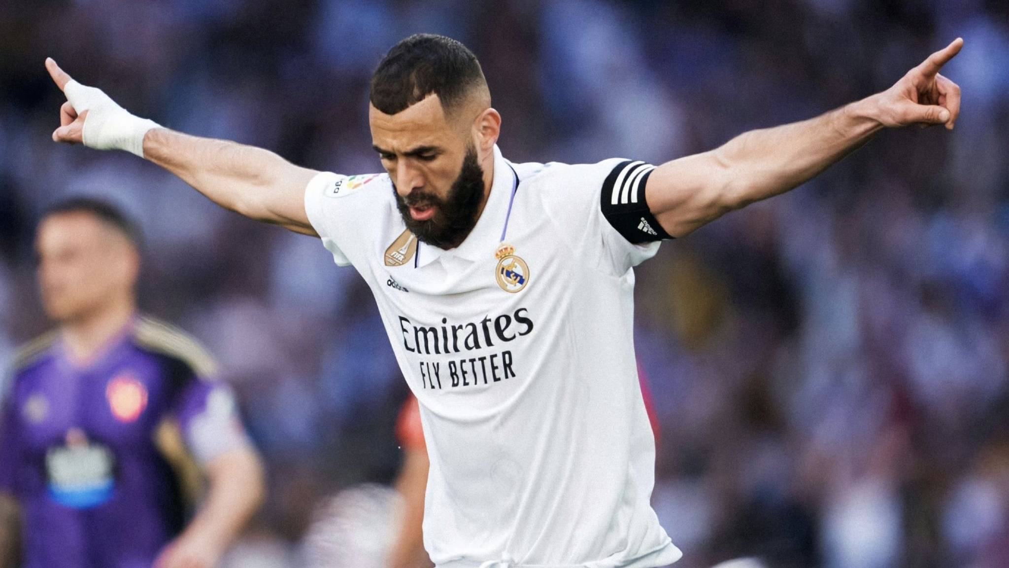 抵御对手猛烈进攻,球队奏响胜利号角 抵御对手猛烈进攻,球队奏响胜利号角