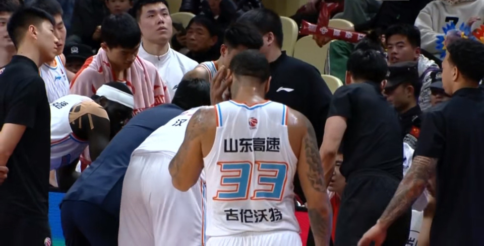 爱游戏登录-山东横扫对手，卫冕冠军实力碾压取得胜利的简单介绍