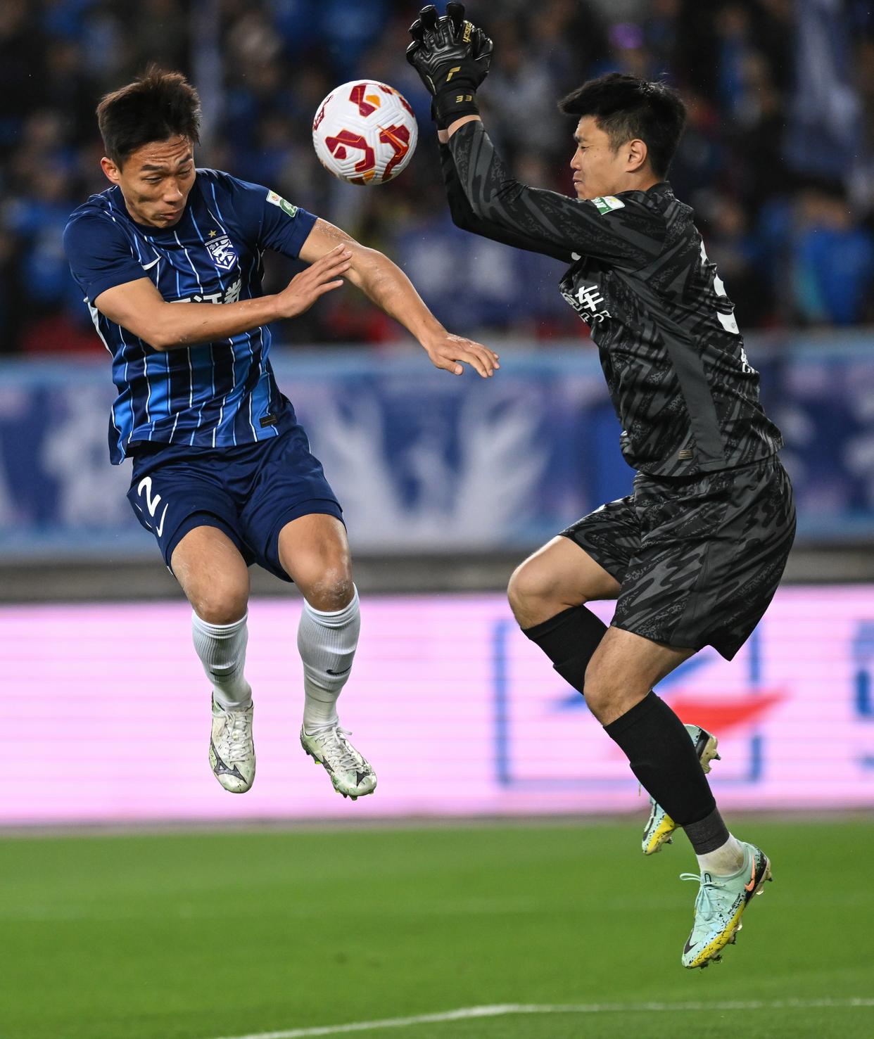 浙江绿城队积极进攻,激情战胜对手的简单介绍 浙江绿城队积极进攻,激情战胜对手的简单介绍