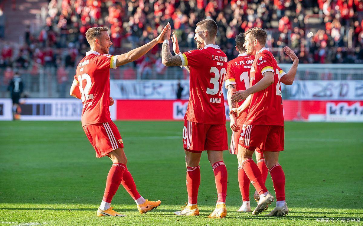 包含沃尔夫斯堡与法兰克福交手,争夺三分胜利的词条 包含沃尔夫斯堡与法兰克福交手,争夺三分胜利的词条