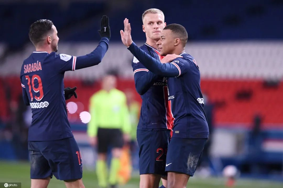 爱游戏登录入口-包含尼姆主场输球，球队降级之路艰难的词条