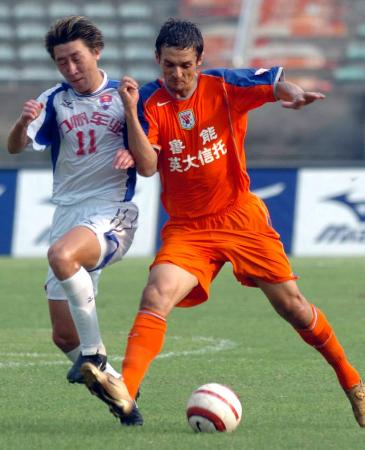 爱游戏网页版入口-山东鲁能客场击败重庆力帆，拿下分