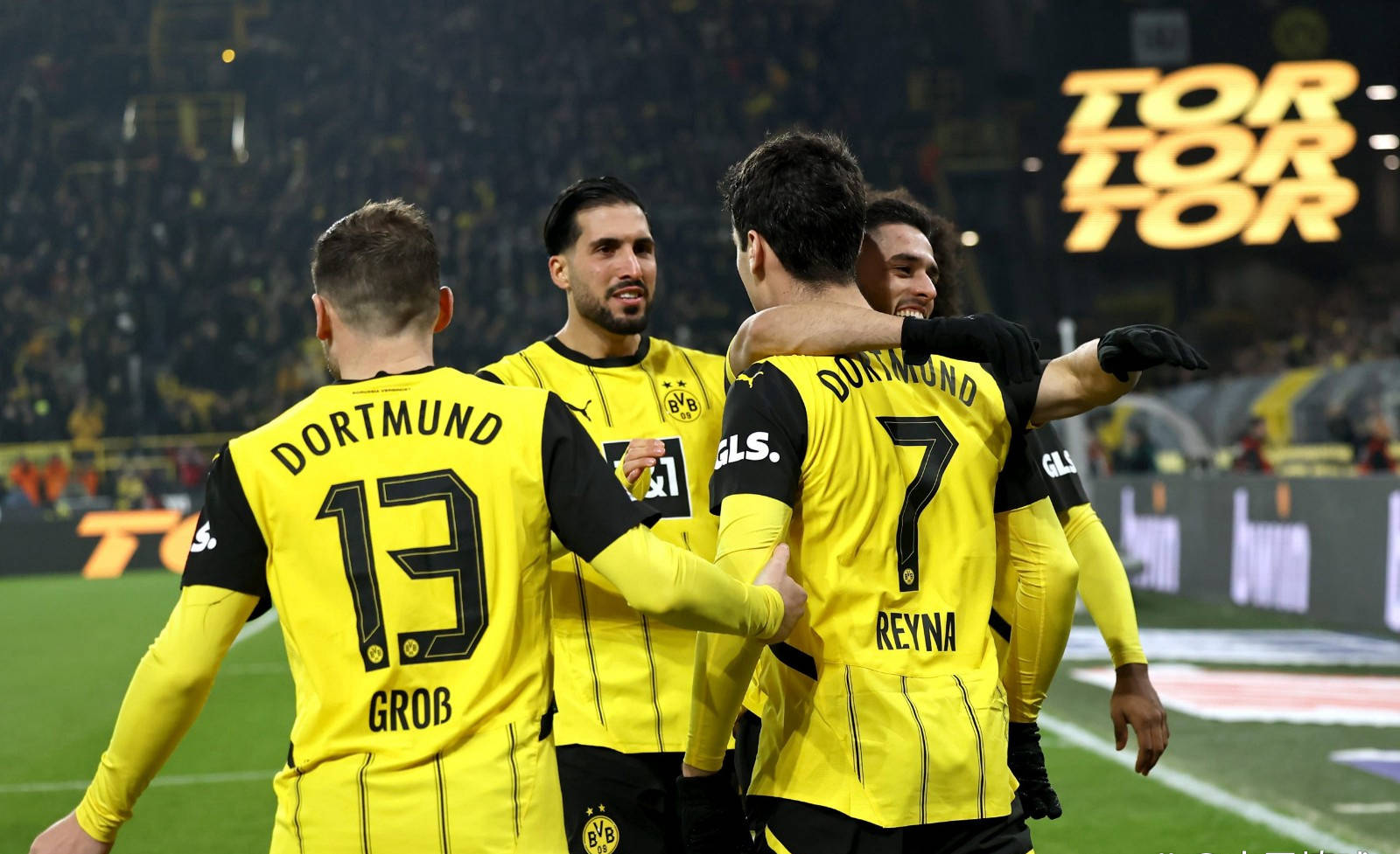 爱游戏体育下载-多特蒙德前锋在训练中受伤无法参加比赛