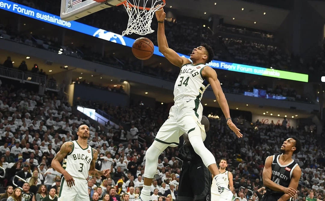 爱游戏中国官网-巨星对决！詹姆斯迎战字母哥