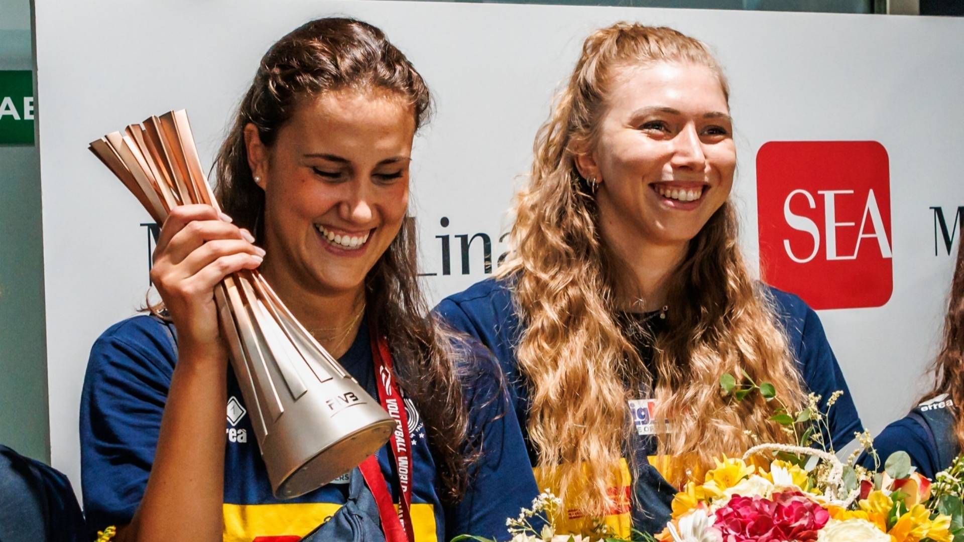 爱游戏体育下载-意大利队奋力冲击，赢得冠军称号