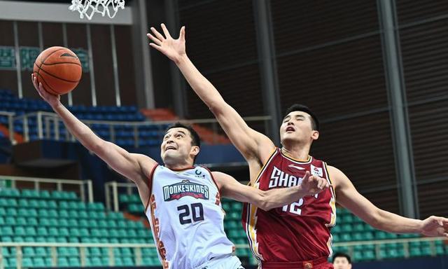 爱游戏体育官网-广东宏远迎战江苏同曦，收获一场精彩胜利的简单介绍