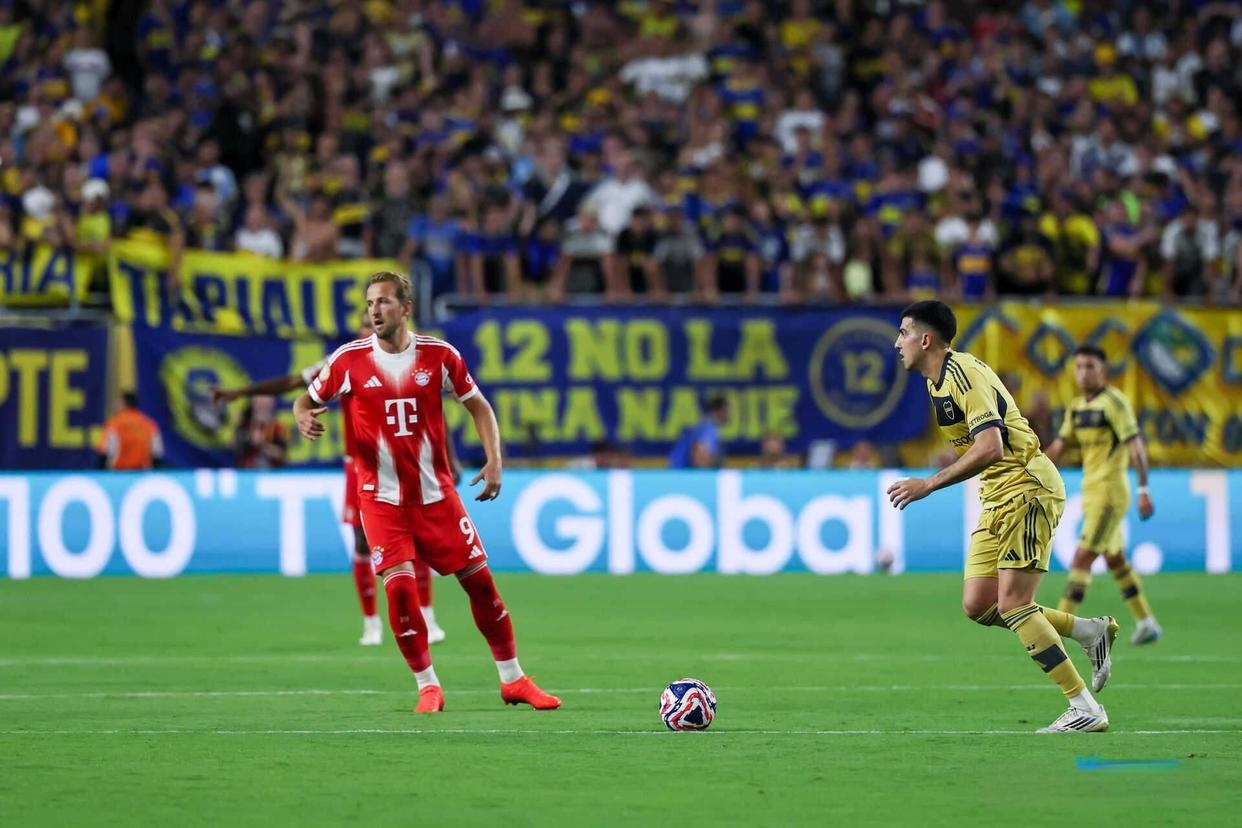 包含拜仁慕尼黑豪取胜利，将继续征战国际赛事的词条